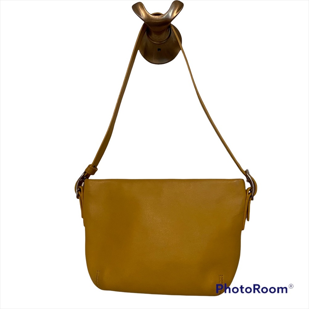 COACH BAG WRISTLET TAN BUTTER LEATHER ZIP TOP BROWN SIGNATURE C LINING